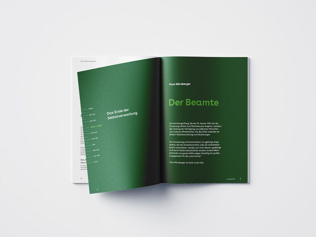 Free A4 Brochure Mockup 053