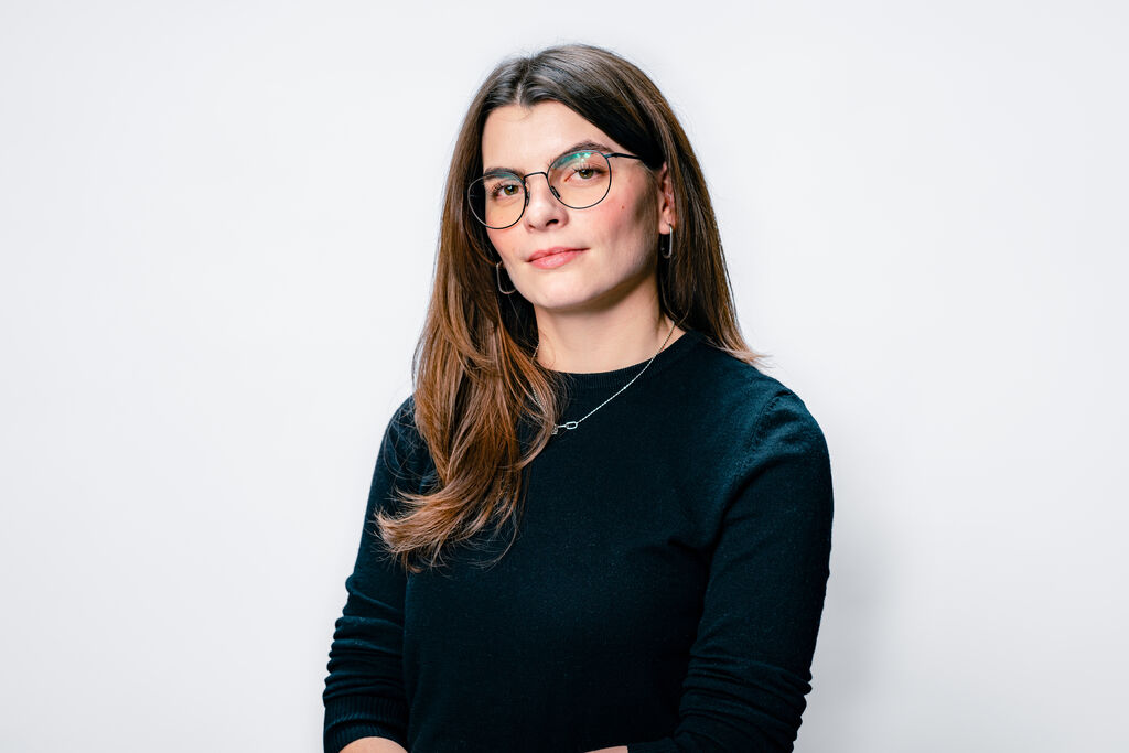 2023 11 30 Meta Design Diana Kelle3251 ret Medium Size